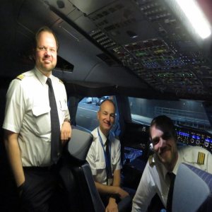 Kapitelbild: Omegataupodcast im Cockpit
