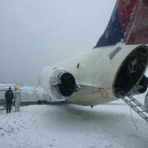 Kapitelbild: Notrutschen bei der B727 / MD83