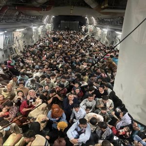 Kapitelbild: C17 mit 640 Passagier an Bord