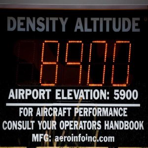 Kapitelbild: High Elevation Aiports