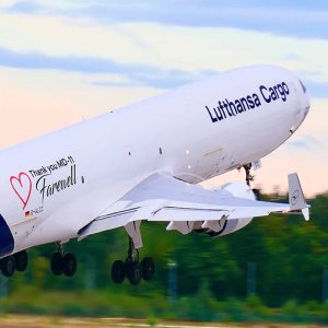 Kapitelbild: Letzter MD11 Flug in Europa