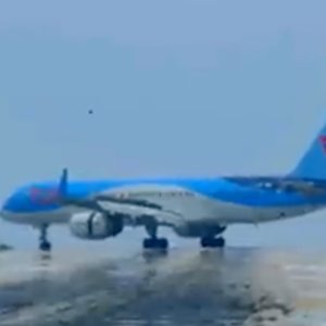Kapitelbild: Boeing 757 had to power back on an active runway