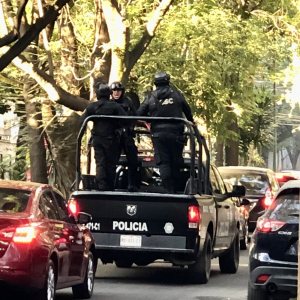 Kapitelbild: Polizei Präsenz in Polanco