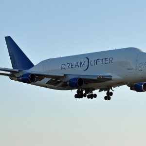 Folge 99: Dreamliifter