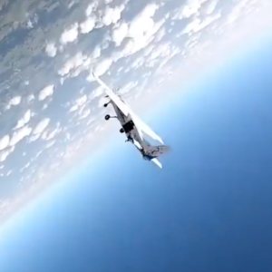 Folge 128: Incident:  stall right as skydivers were preparing to jump
