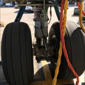 Folge 130: Flugzeug an der Kette