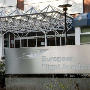 Folge 130: Frage von Enrico: Bremer Flugschule
