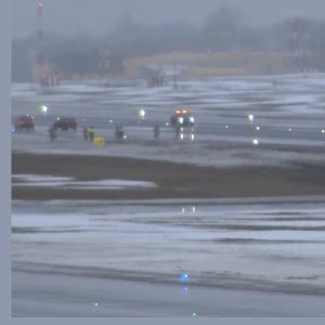 Folge 141: Bild vor dem überqueren des Taxiways