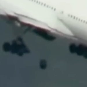 Folge 142: United B777 verliert enen Reifen