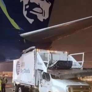 Folge 162: Catering truck crashes into Alaska Airlines 737 at Seattle