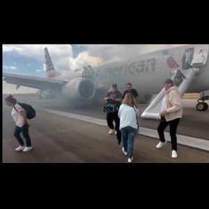 Folge 195: Evakuierung mit Handgepäck, AA B38M at Denver on 26.07.2025