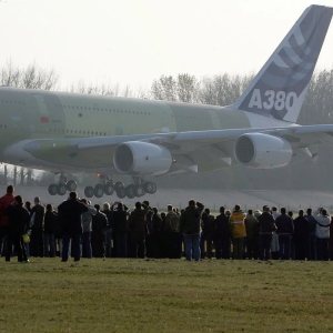 Folge 205: Vor 20 Jahren landet der erste A380 bei Airbus in Hamburg